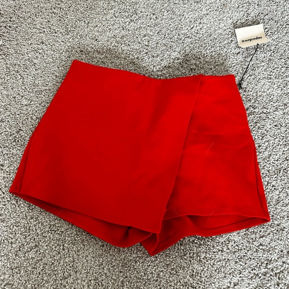 Superdown skort - Picture 2 of 3